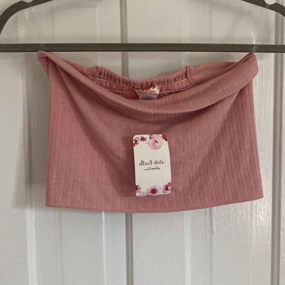 💸👛💸 Altar’d State Pink Cropped Top